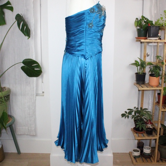 Night Scene Vintage Strapless Teal Pleated Beaded Formal Dress - Picture 5 of 8